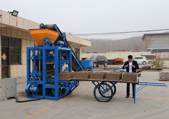 機械フライアッシュの煉瓦作成機械を作る自動セメントのブロック